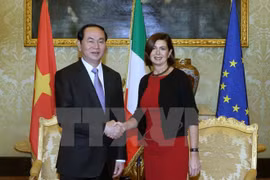President meets with Italian parliament’s leaders