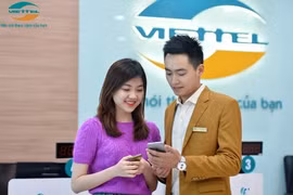 Viettel gives users free SIM before 4G launch