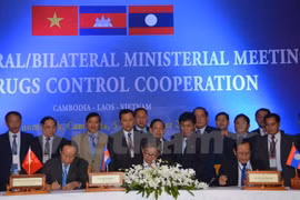 Vietnam, Laos, Cambodia boost partnership in fighting drug crimes 