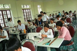 Nghe An: 38,000 labourers to be provided with jobs in 2017 