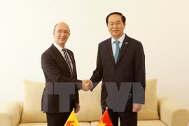 President holds sidelines meetings at Francophone Summit