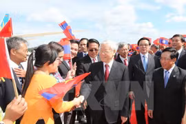 Party chief meets Lao Prime Minister