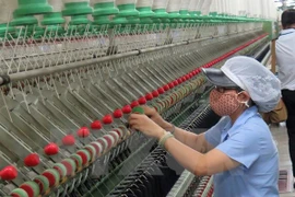 Vietnam, Thailand seek to beef up trade-investment ties