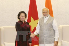 Indian PM supports businesses to invest in Vietnam