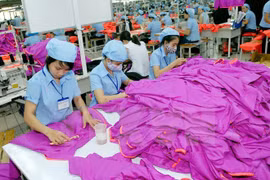 Textile exports to hit 28.5 billion USD in 2016