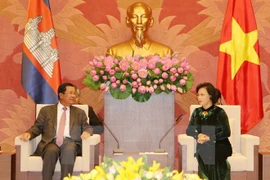 Top legislator affirms support for stronger ties with Cambodia