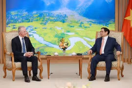 PM suggests Boeing provide incentives to Vietnam's airline industry