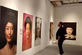 Exhibition spotlights woman’s emotions
