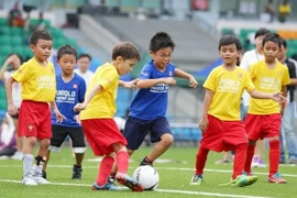 120 Vietnamese, Japanese children to join JFA Uniqlo Soccer Kids