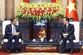 President Vo Van Thuong hosts Cambodian official 
