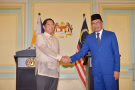  Malaysia, Philippines look to boost bilateral relations 