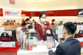 SBV asks to issue revised decree on foreign ownership cap at Vietnamese banks