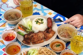 Broken rice ranks second among top 100 most tasty rice dishes in Asia by TasteAtlas