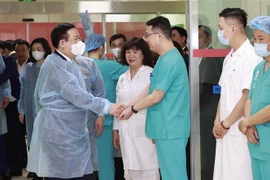 Top legislator lauds health workers’ dedication