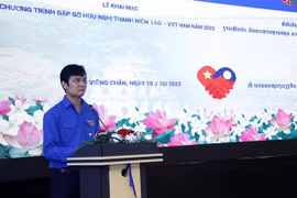 Vietnamese, Lao youths join hands in promoting friendship