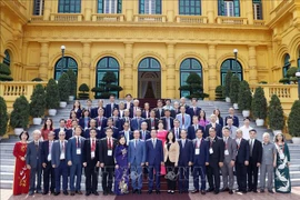 President meets delegates to Vietnam International Dental Exhibition & Congress