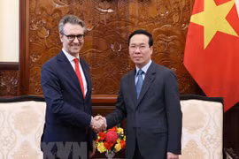 President hosts outgoing head of EU Delegation to Vietnam