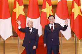 Top legislator holds talks with President of Japanese House of Councillors