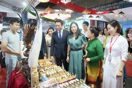 Hanoi, Red River Delta provinces boost connection