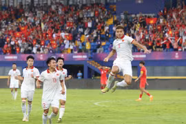 SEA Games 32: Vietnam men's football team defeat Singapore