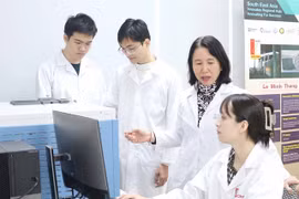 Female scientist in Hanoi awarded for eco-friendly inventions