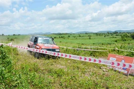 Off-road car racing tournament kicks off in Dak Lak