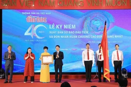 Tin Tuc Newspaper awarded first-class Labour Order on 40th anniversary