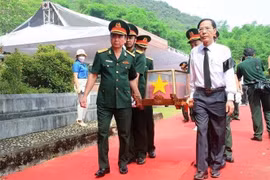 Reburial held in Thanh Hoa for remains of martyrs repatriated from Laos