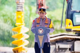 Indonesia to transfer more than 30,000 police to new capital