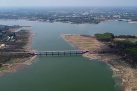 Southern largest hydropower reservoir's water drops to lowest level in 12 years
