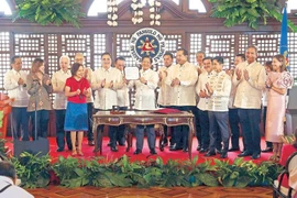 Philippines sets up sovereign wealth fund to boost economic development