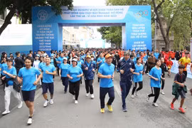 Olympic Run and Run for Peace launched in Hanoi