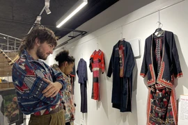 Traditional costumes of Vietnamese ethnic groups displayed in Paris