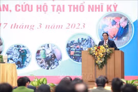 PM praises collectives, individuals for search, rescue in Turkey