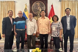 Get-together in honour of Venezuelan guerillas joining Nguyen Van Troi campaign 