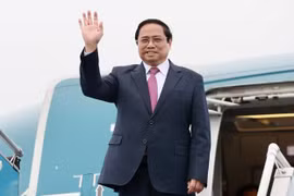 Prime Minister leaves Hanoi for 42nd ASEAN Summit in Indonesia