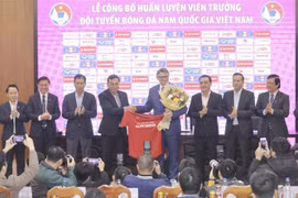 Troussier officially becomes Vietnamese national football team’s head coach
