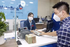 Reference exchange rate up 4 VND on May 17