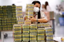 Thai baht at 7-month low