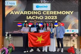 Hanoi students win gold medals at International Applied Chemistry Olympiad
