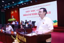 NA Chairman meets Hai Phong voters