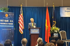 Vietnam, US seek ways to bolster economic, trade cooperation 