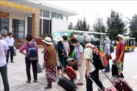Vietnam hits peak time for domestic tourism