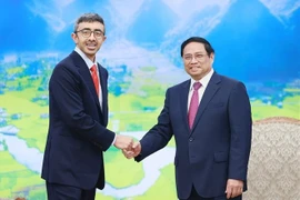 Prime Minister receives UAE Foreign Minister