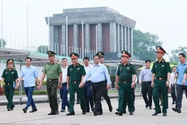 PM inspects maintenance of President Ho Chi Minh’s Mausoleum