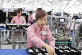 Vietnam’s exports of computers and phones rise 10% in August