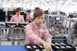 Vietnam’s exports of computers and phones rise 10% in August