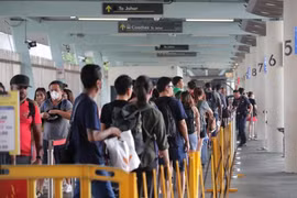 Singaporeans exempted from Malaysia digital arrival card process