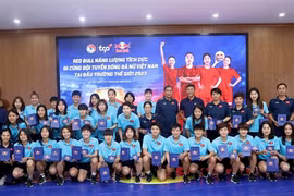 Women footballers get bonus to inspire, encourage