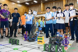 Vietnam to send 20 teams to VEX Robotics World Championship 2023